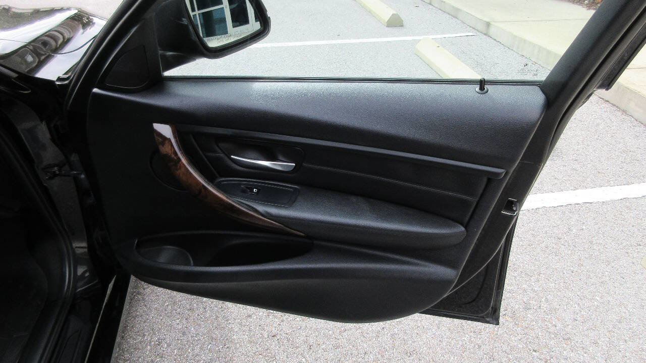 Used 2014 BMW 328i xDrive Sedan image 26