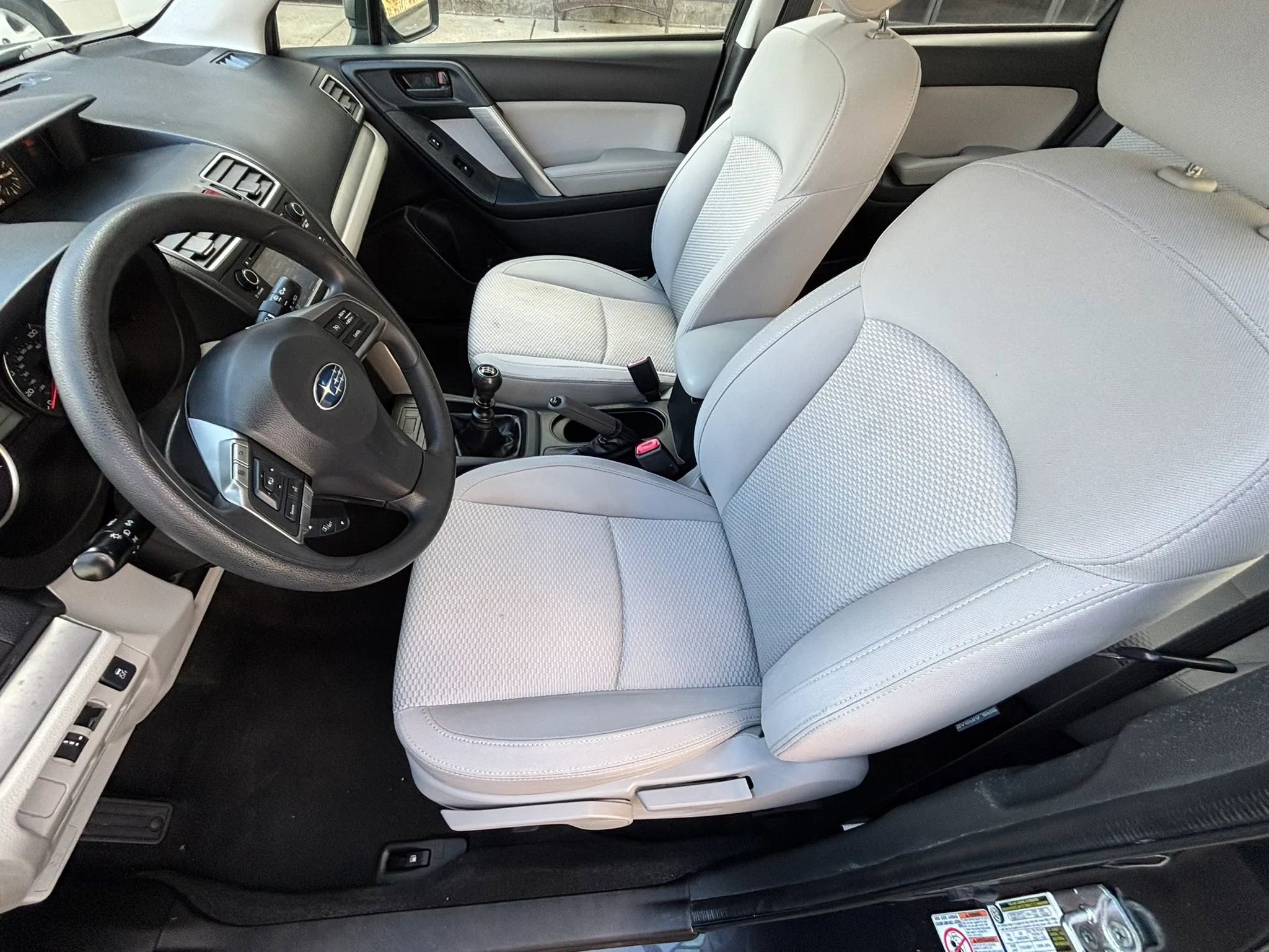 Used 2016 Subaru Forester 2.5i AWD/4WD image 18