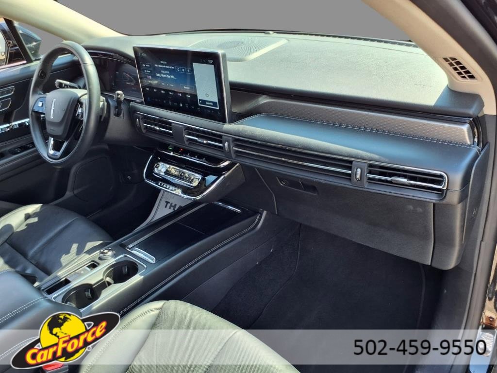 Used 2023 Lincoln Corsair Reserve w/ Equipment Group 201A image 14