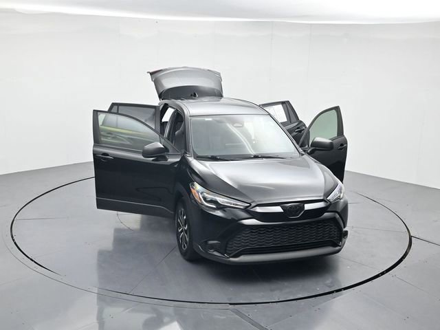 Used 2023 Toyota Corolla Cross S image 48