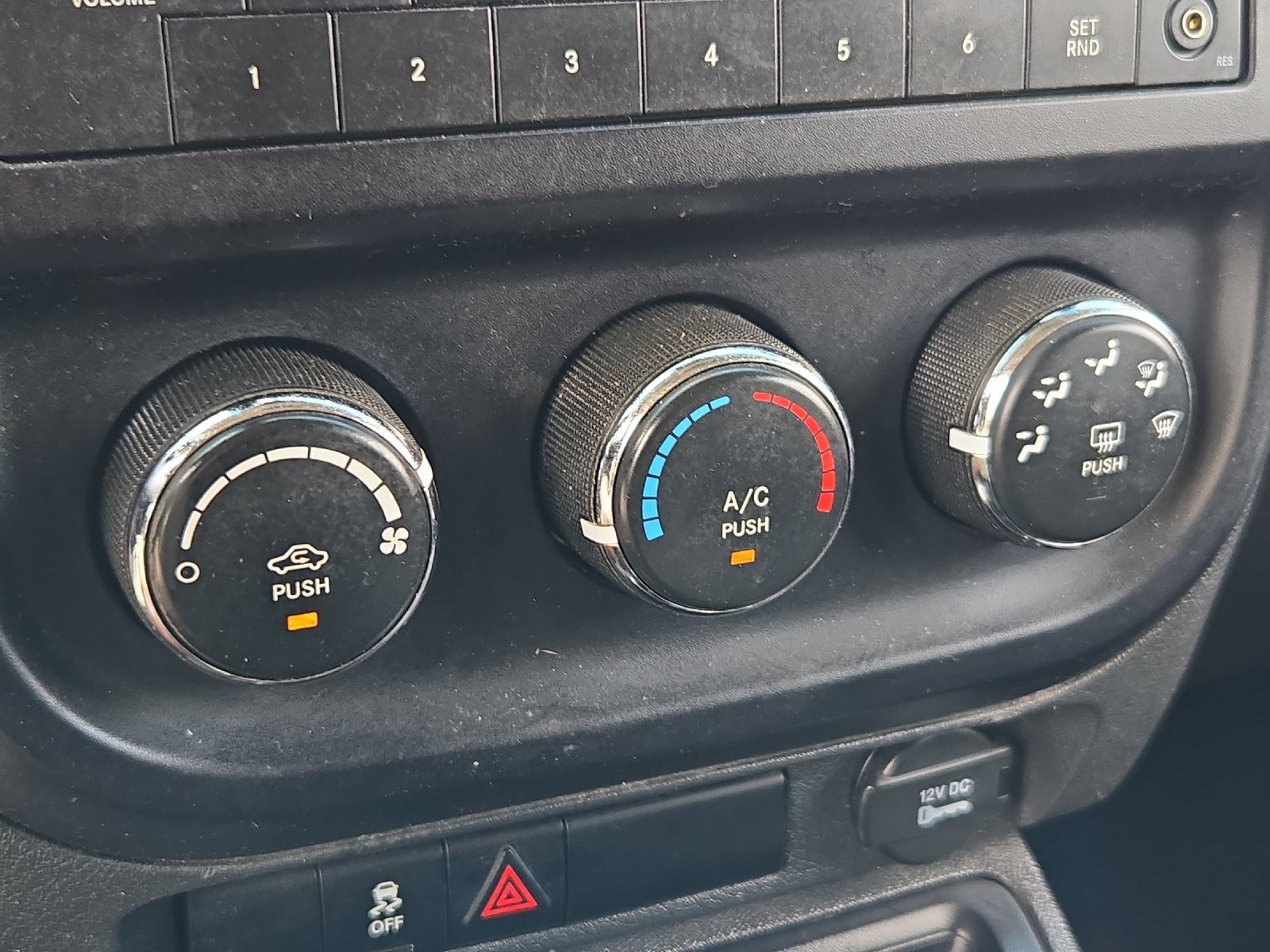 Used 2012 Jeep Compass Sport FWD image 17