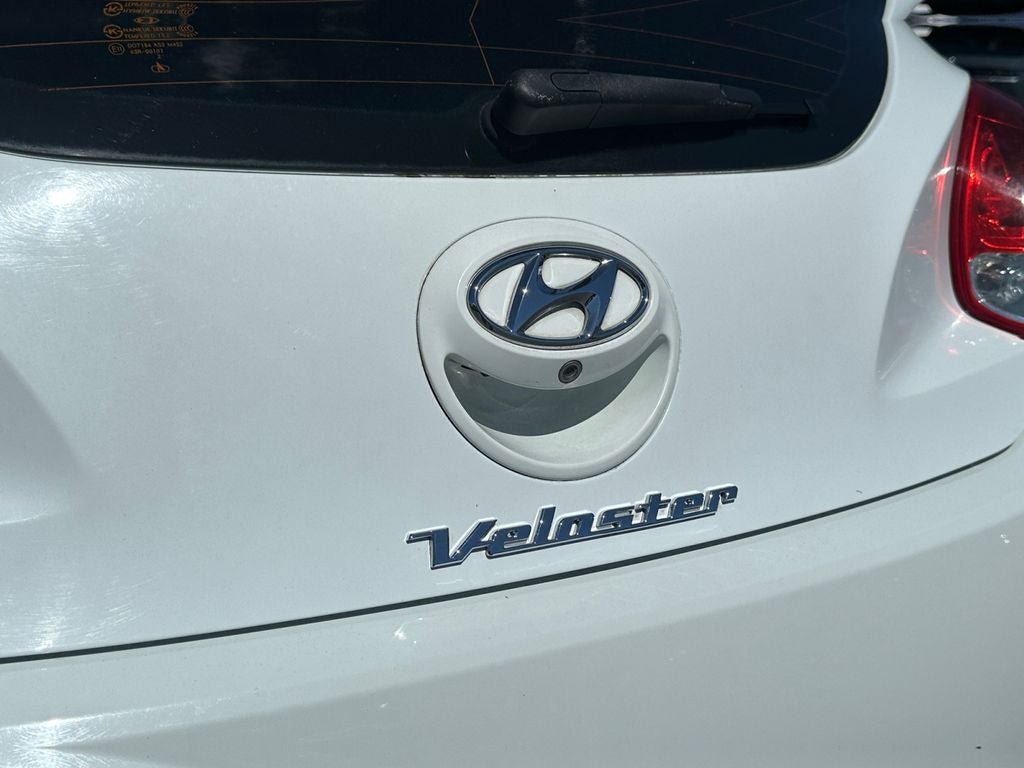 Used 2013 Hyundai Veloster w/ Style Pkg FWD image 33