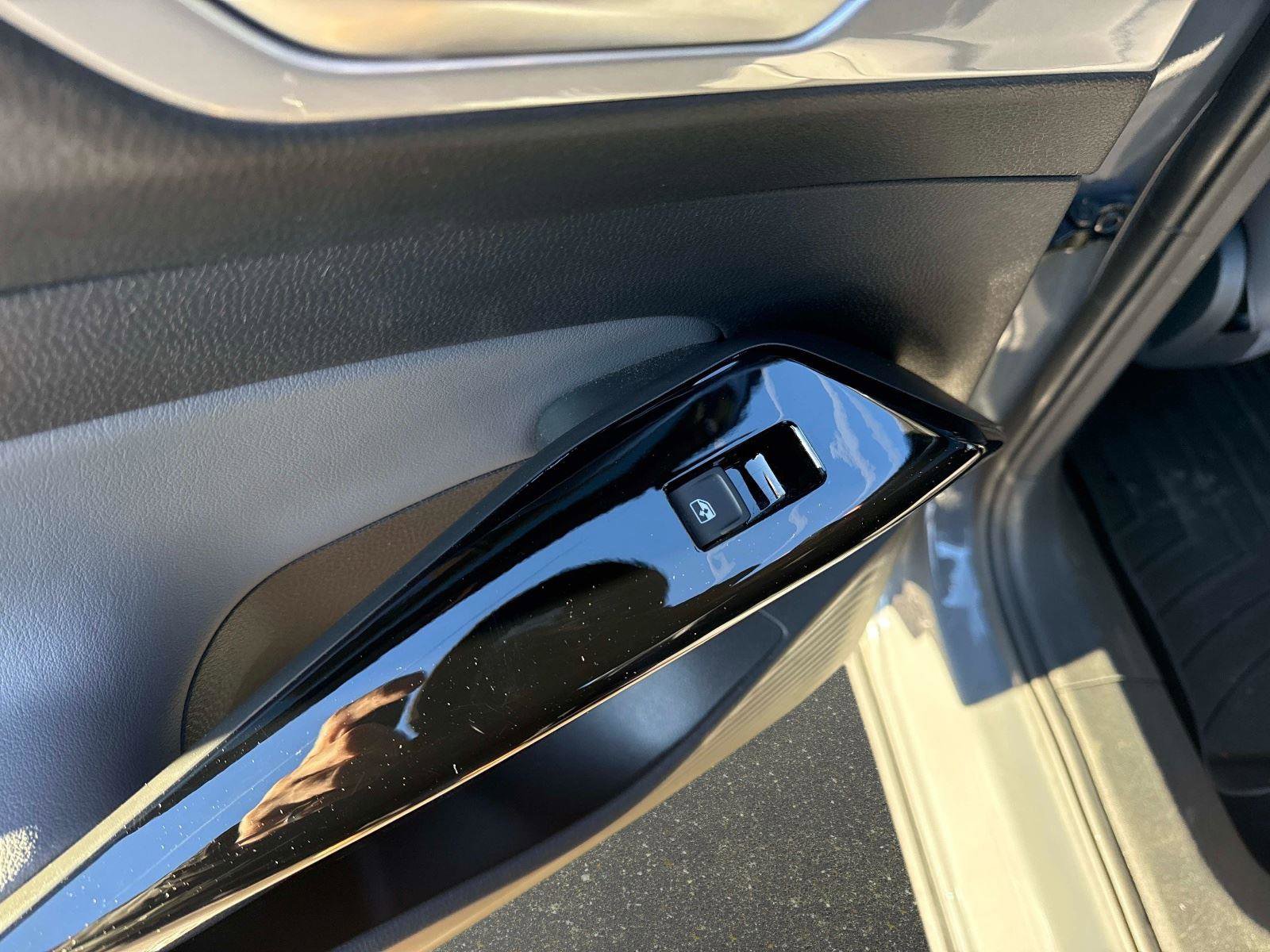 Certified 2023 Volkswagen ID.4 Pro S image 12