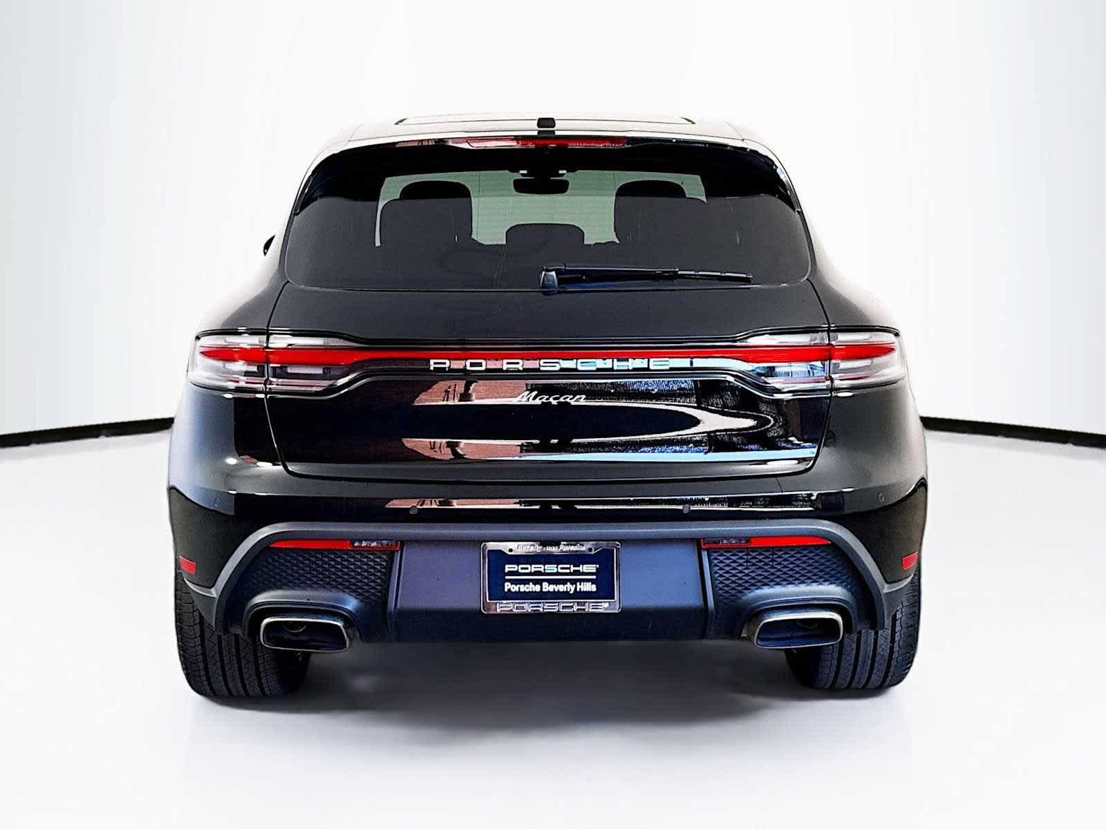 New 2025 Porsche Macan AWD/4WD image 10