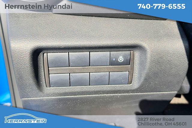 Used 2024 Nissan Kicks SR w/ SR Premium Package FWD image 9