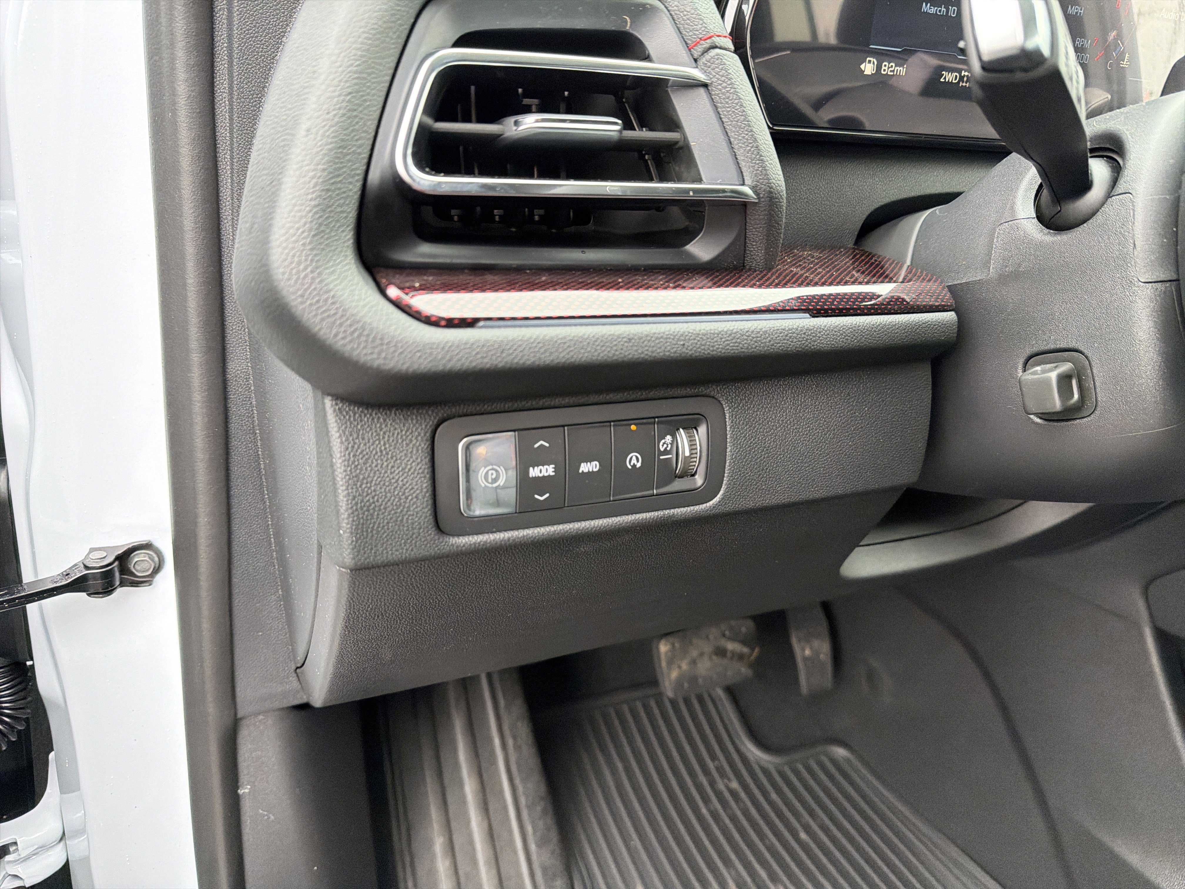 New 2026 Chevrolet Traverse RS image 16