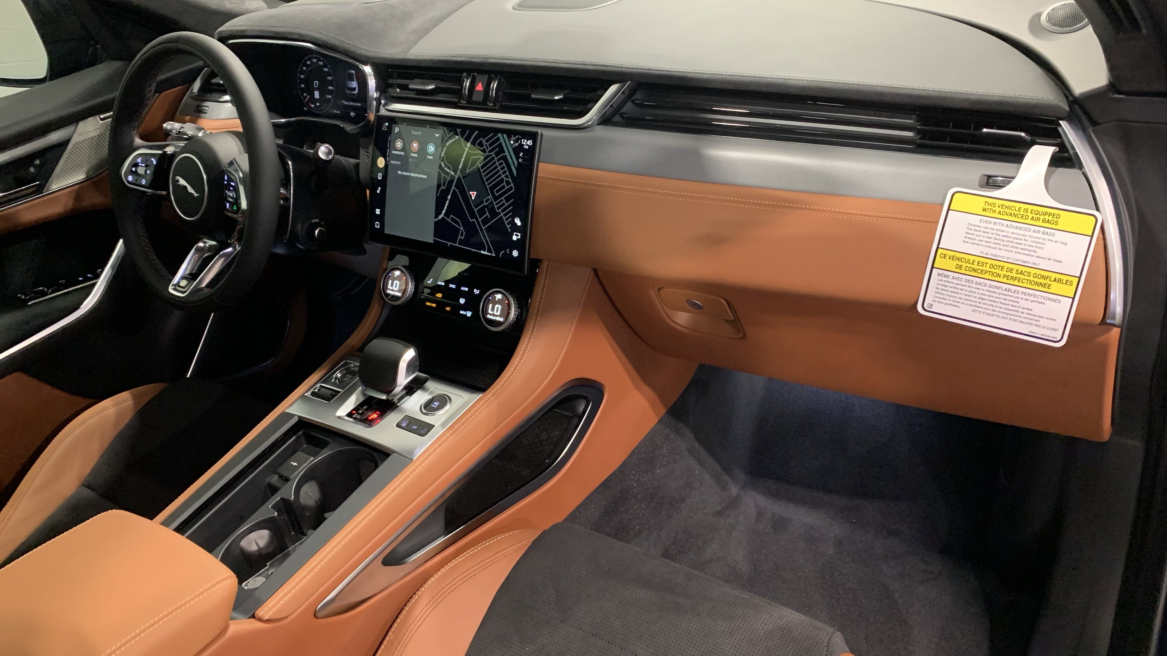 New 2026 Jaguar F-PACE SVR 575 Edition image 4