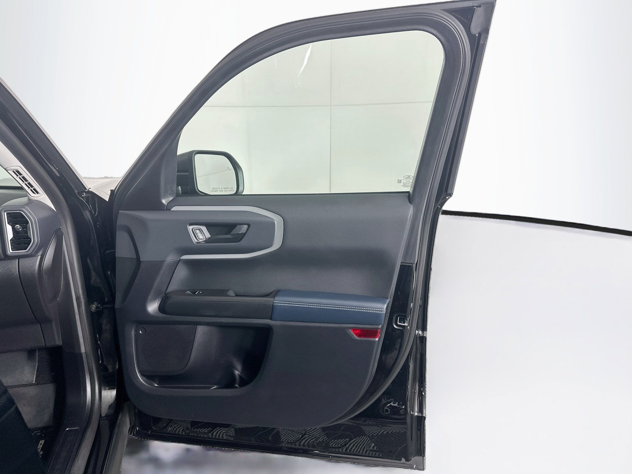 Used 2022 Ford Bronco Sport Outer Banks AWD/4WD image 31