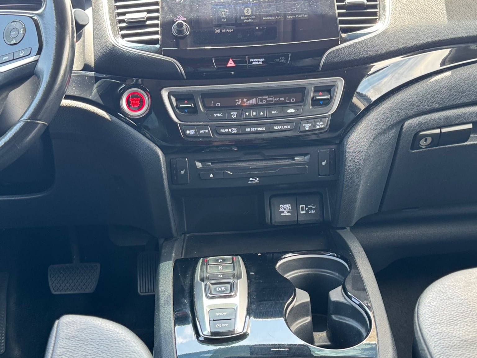 Used 2022 Honda Pilot Touring image 15