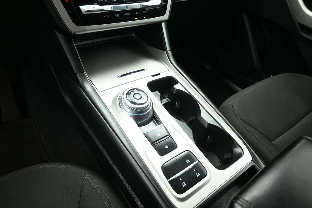 Certified 2022 Ford Explorer XLT RWD image 35
