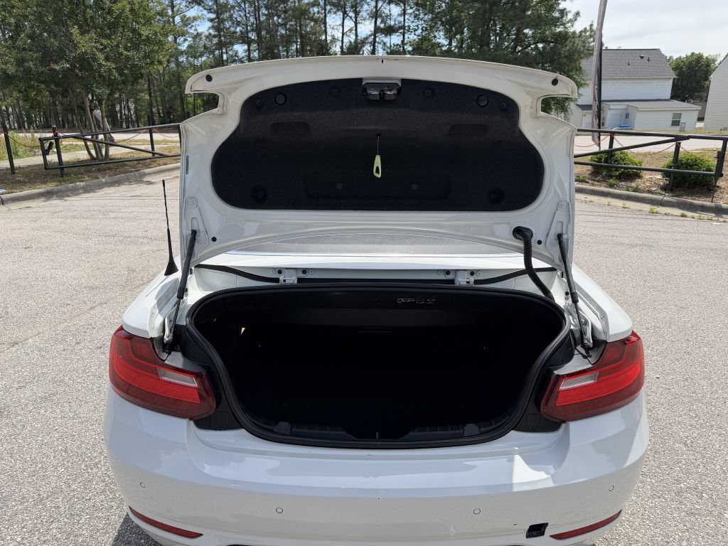 Used 2016 BMW 228i Convertible RWD image 17