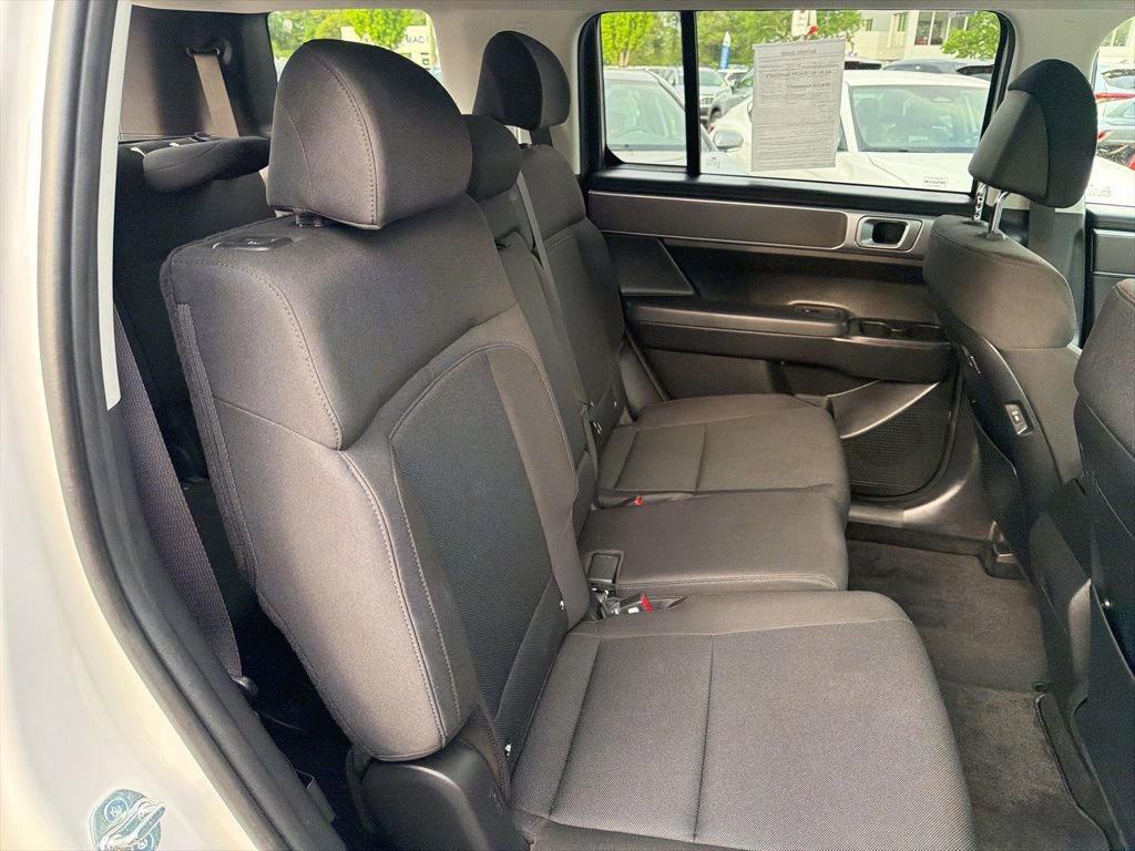 Used 2026 Hyundai Santa Fe SE AWD/4WD image 16