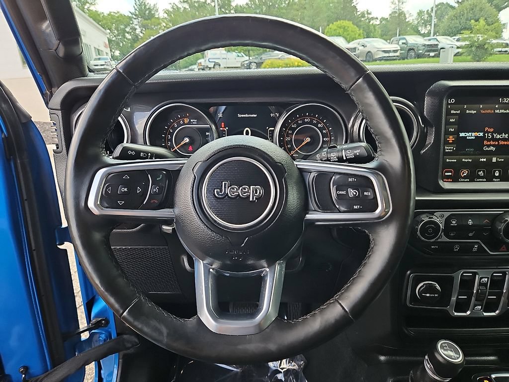 Used 2022 Jeep Wrangler Unlimited Sahara AWD/4WD image 20