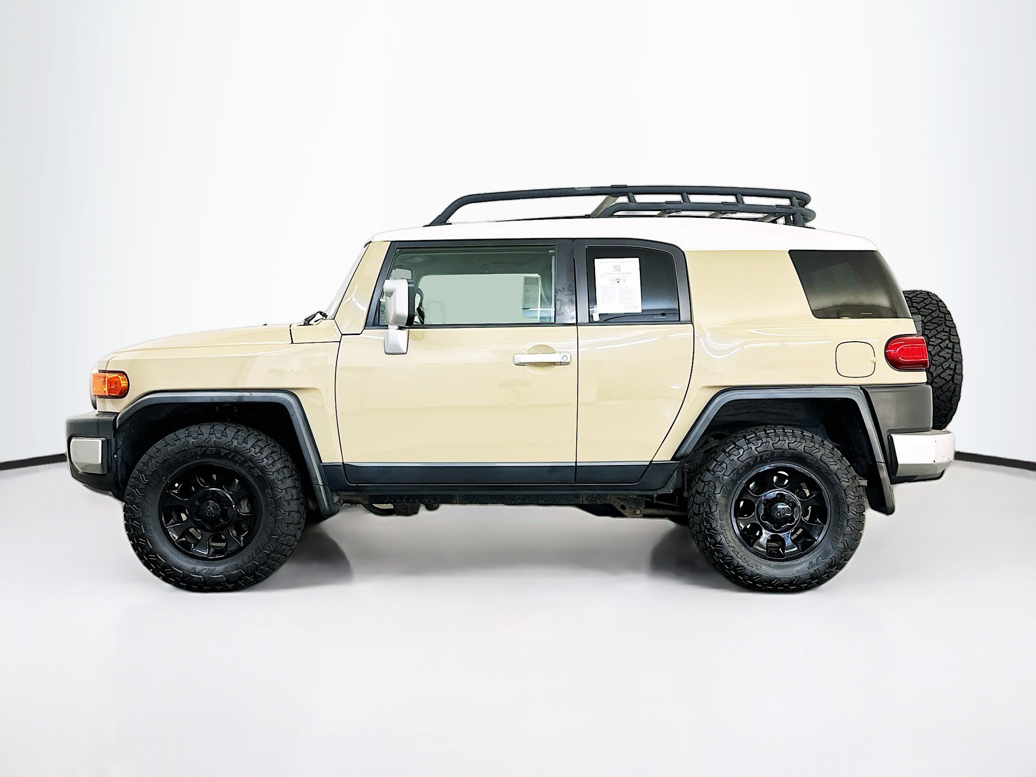 Used 2012 Toyota FJ Cruiser 4WD image 4