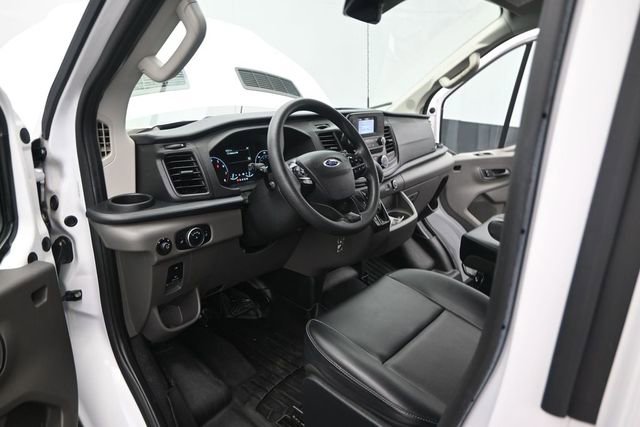 Used 2022 Ford Transit 250 Low Roof RWD image 6