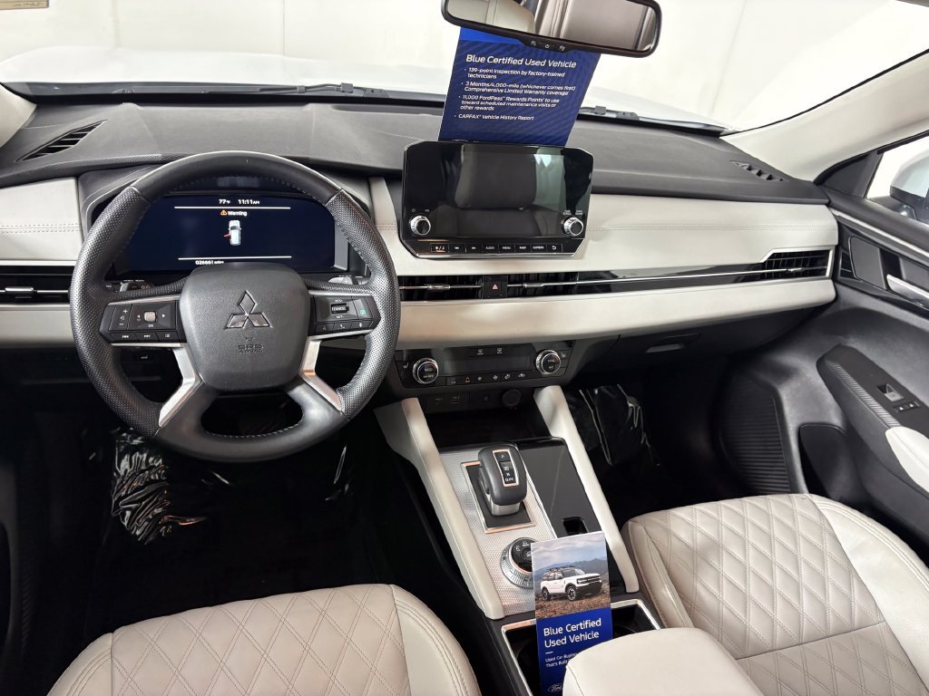 Used 2023 Mitsubishi Outlander SEL FWD image 25