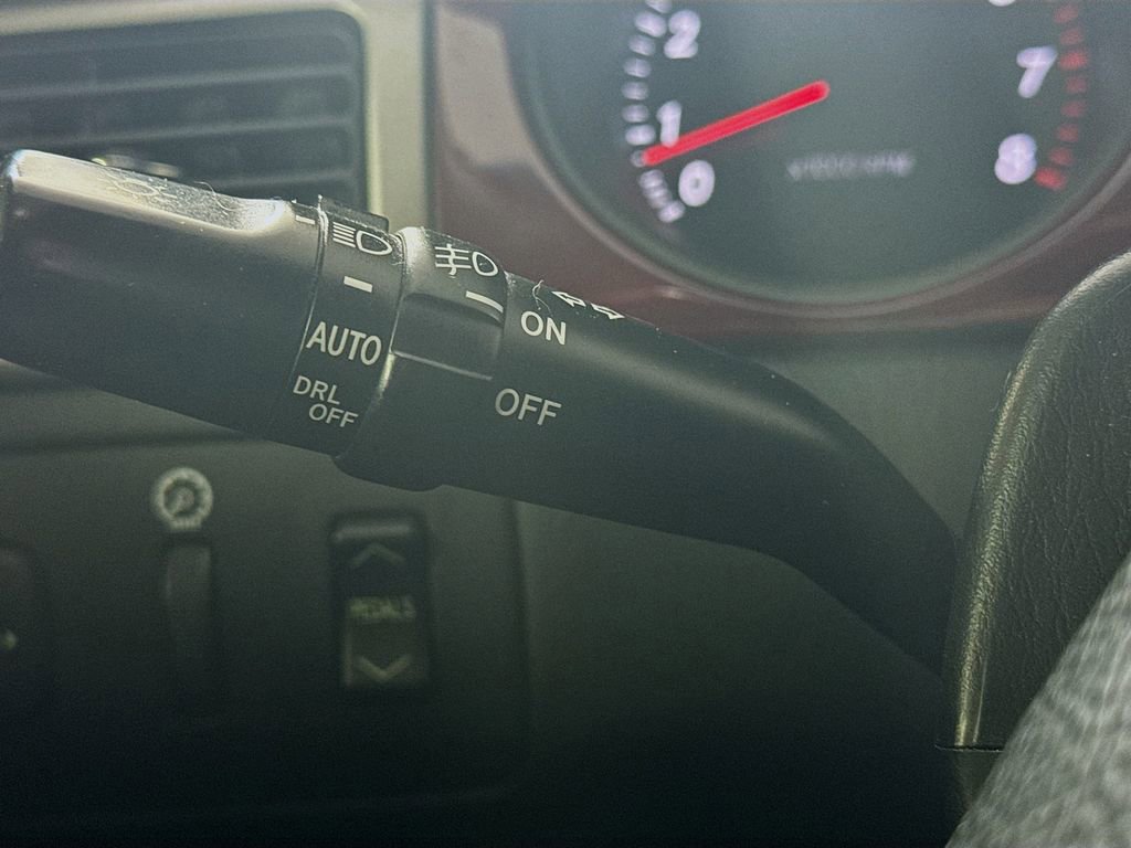 Used 2005 Lexus ES 330 image 12