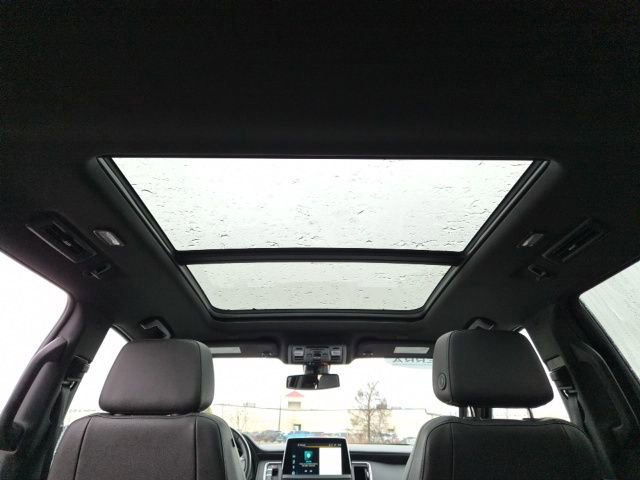 Used 2022 Chevrolet Tahoe LT w/ Luxury Package AWD/4WD image 45