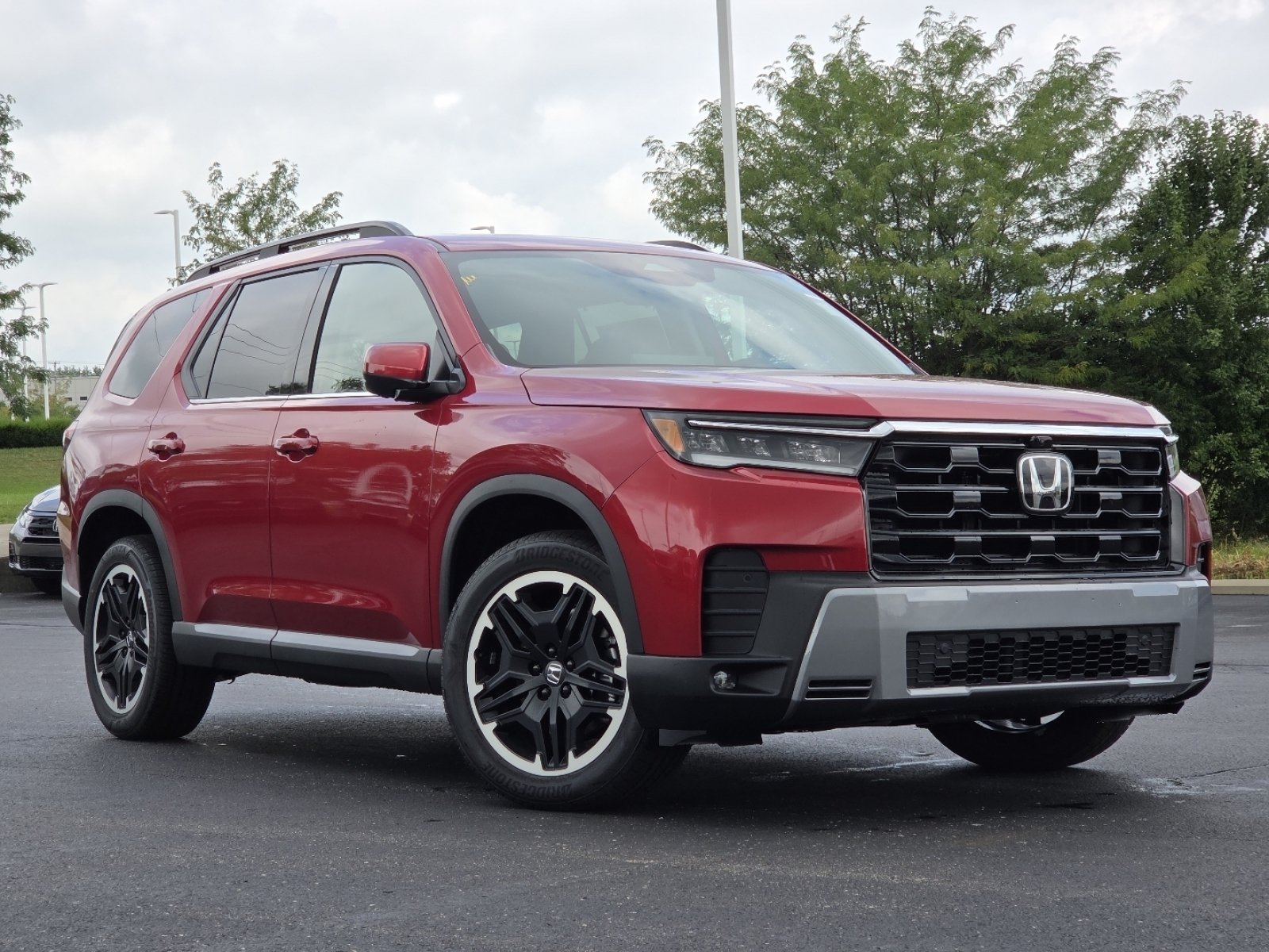New 2026 Honda Pilot image 2