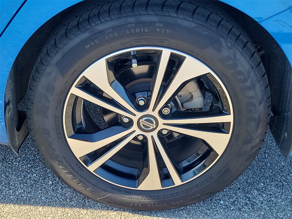 Used 2020 Nissan Sentra SV image 12