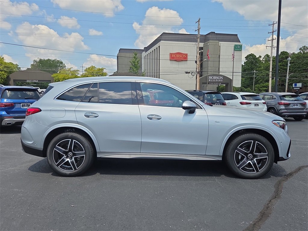 New 2025 Mercedes-Benz GLC 350e 4MATIC image 6