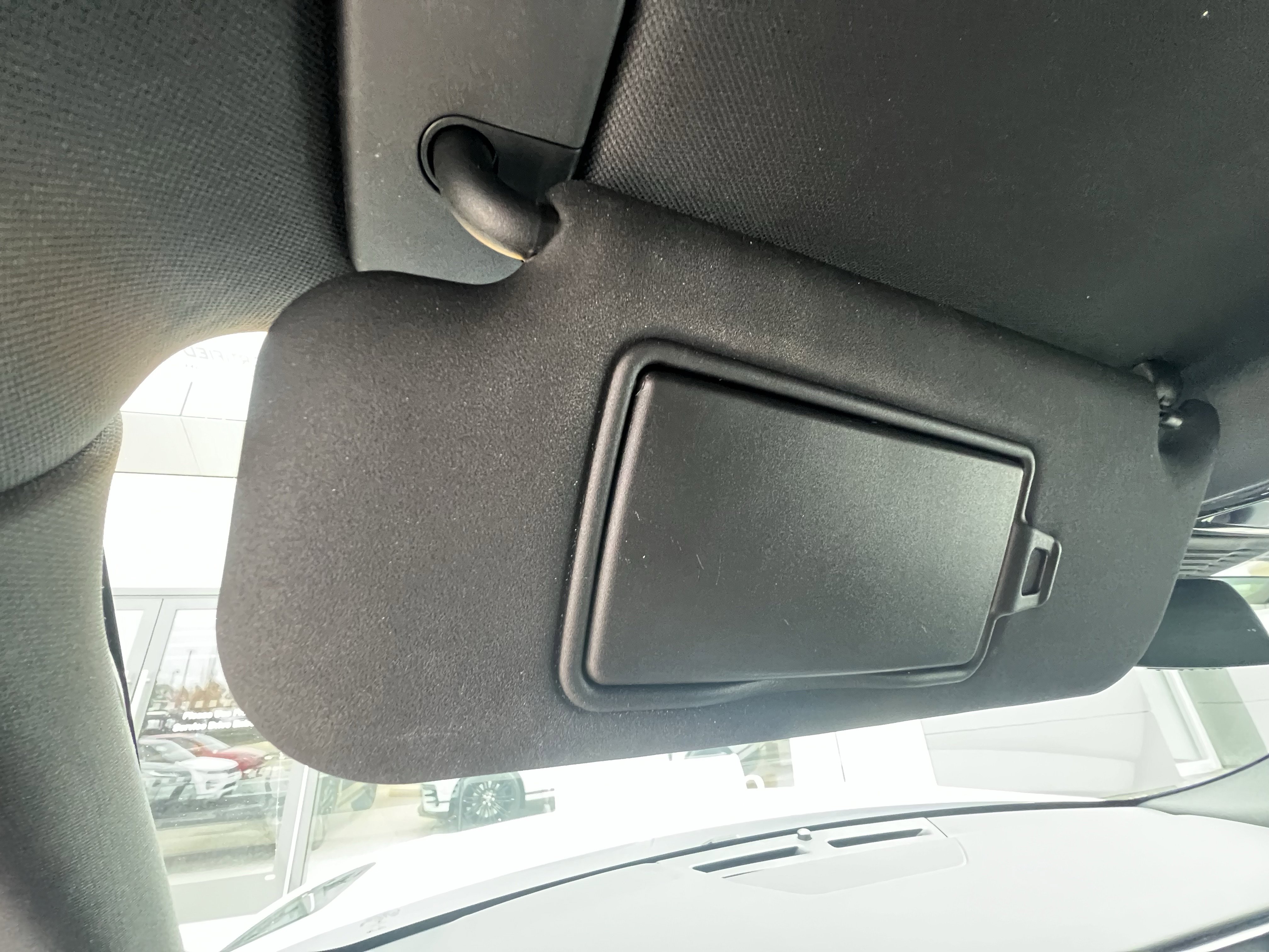 Certified 2023 Land Rover Range Rover Velar R-Dynamic S image 24