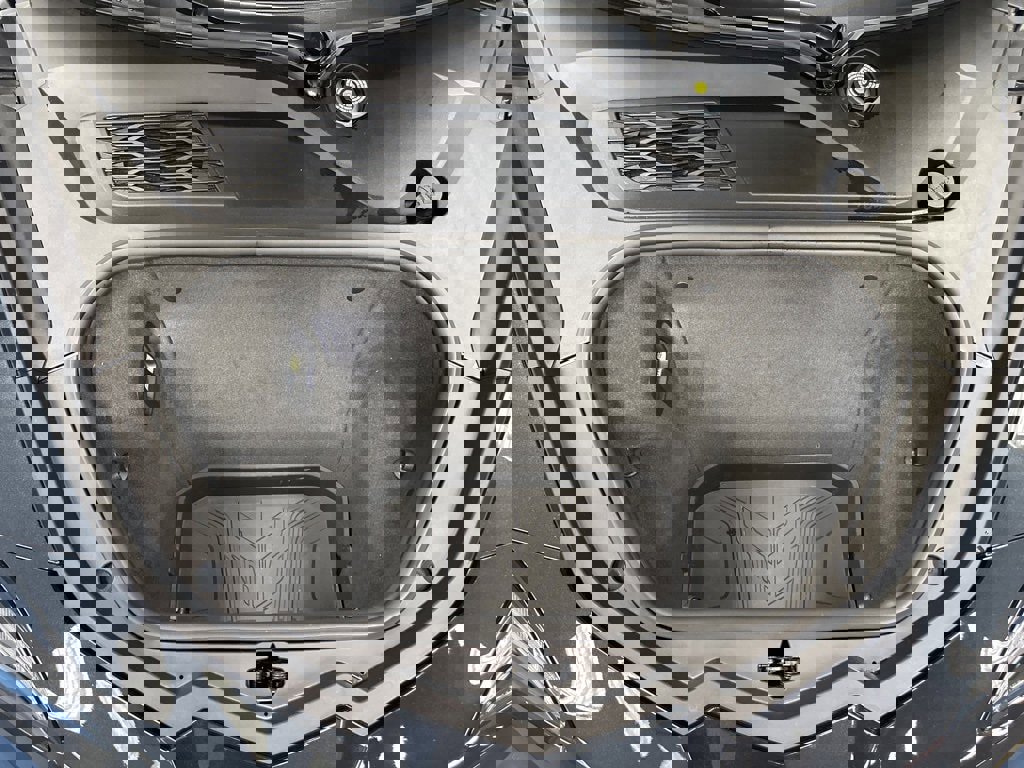 Certified 2023 Chevrolet Corvette Stingray Premium Cpe image 17