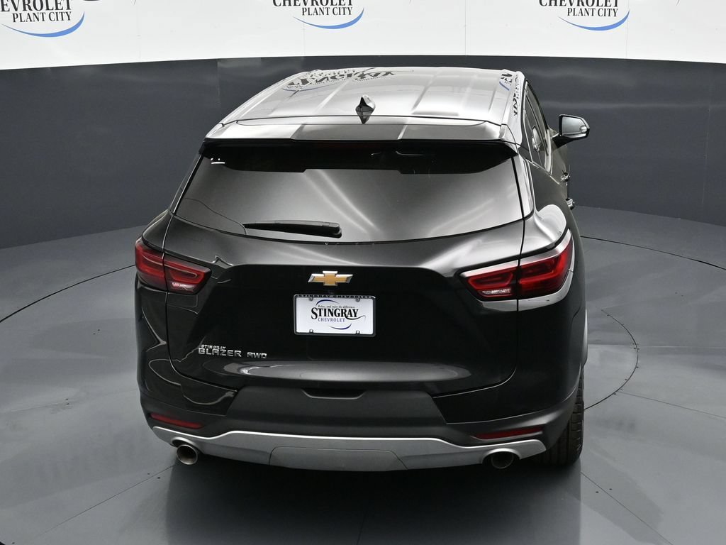 Used 2025 Chevrolet Blazer LT AWD/4WD image 26