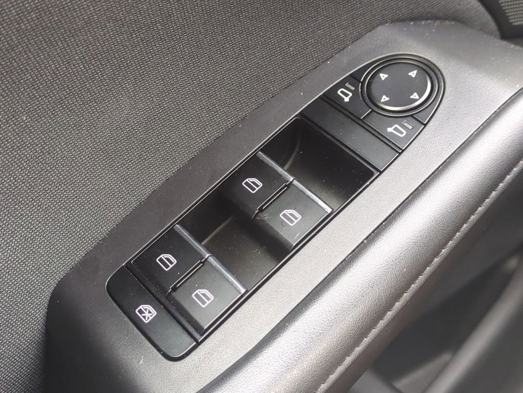 Used 2021 MAZDA MAZDA3 Sedan FWD image 24