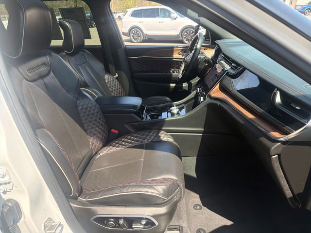 Used 2023 Jeep Grand Cherokee L Summit w/ Advanced Protech Group IV image 13