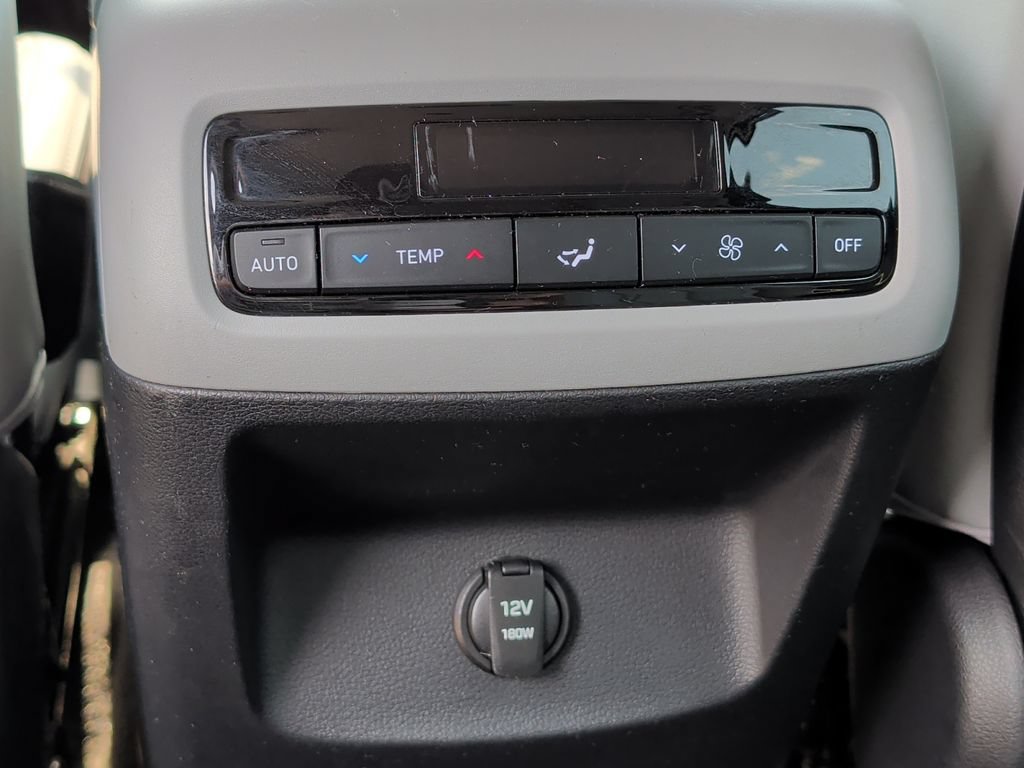 Used 2025 Hyundai Palisade SEL AWD/4WD image 32