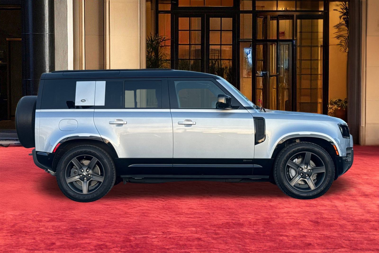 Used 2021 Land Rover Defender 110 X-Dynamic HSE image 9