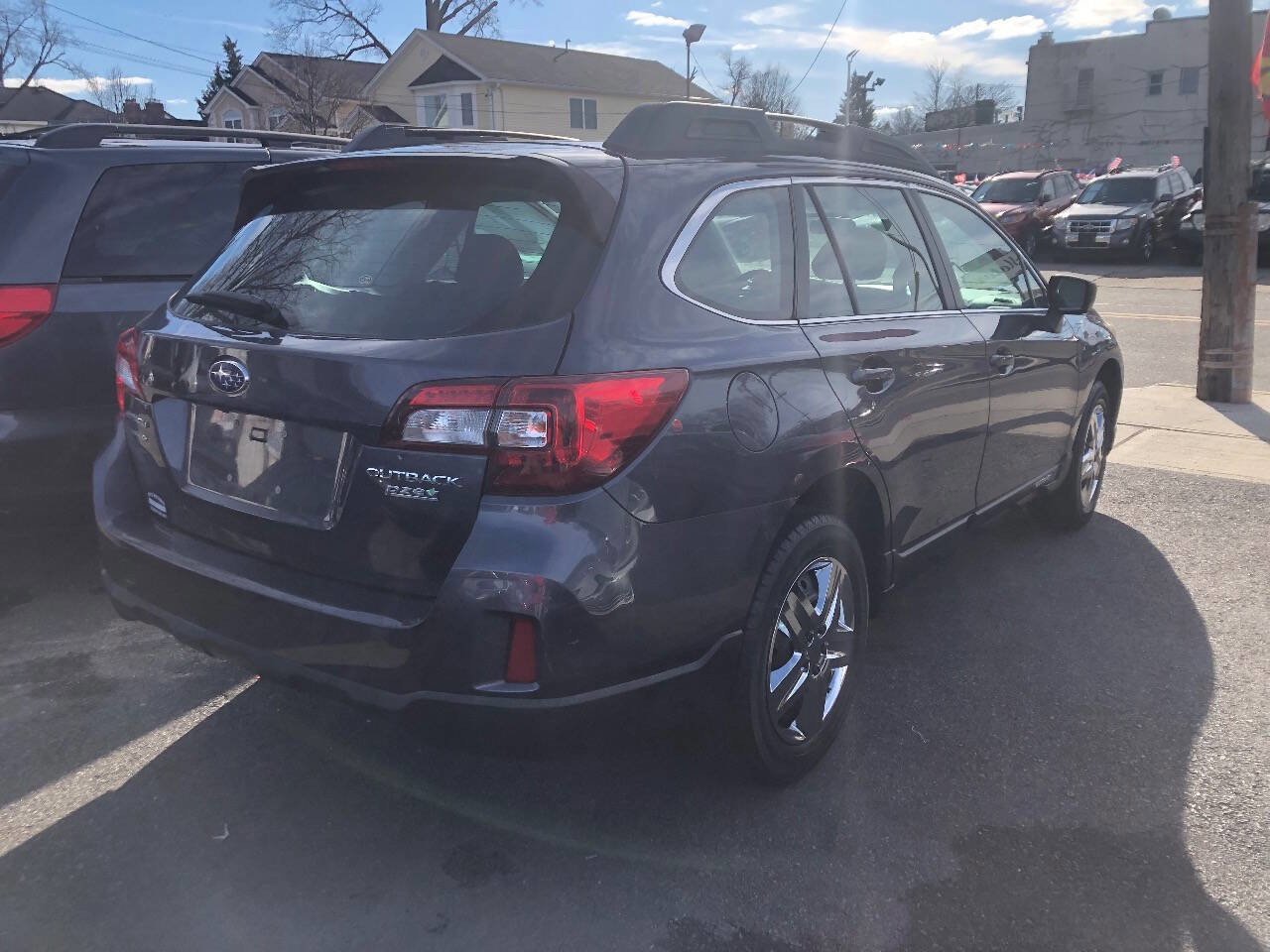 Used 2015 Subaru Outback 2.5i image 3
