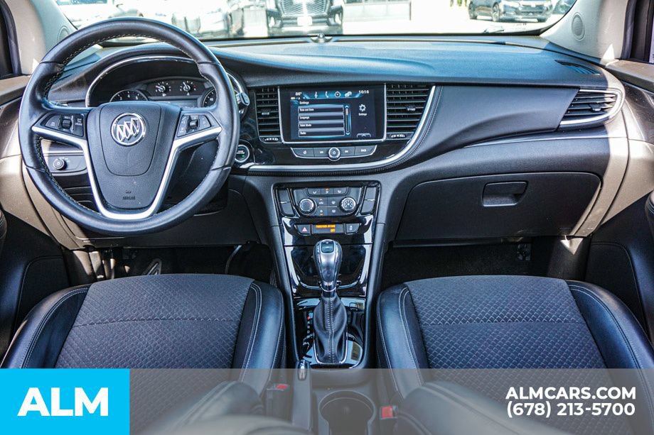 Used 2021 Buick Encore Preferred AWD/4WD image 24