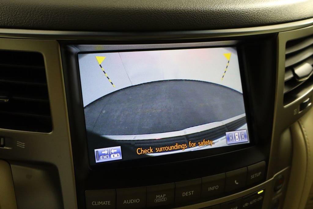 Used 2015 Lexus LX 570 4WD image 38