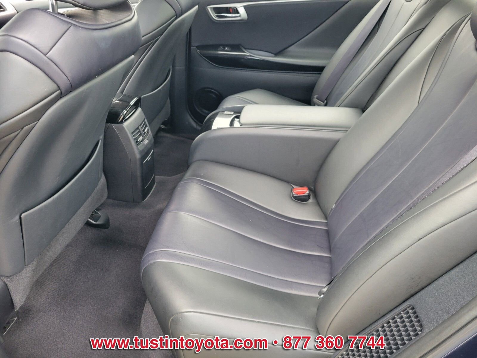 Used 2016 Toyota Mirai image 11