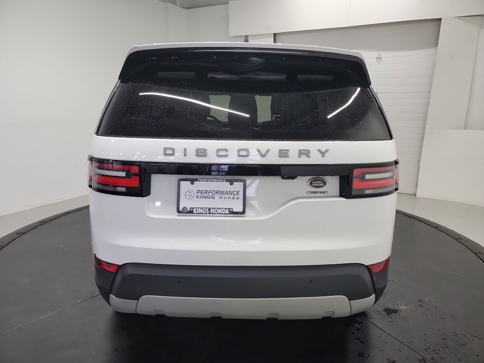 Used 2019 Land Rover Discovery HSE AWD/4WD image 8