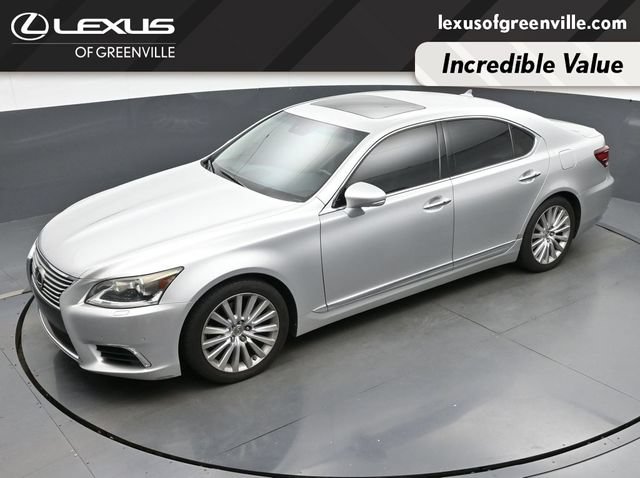 Used 2013 Lexus LS 460 w/ Comfort Pkg RWD image 24