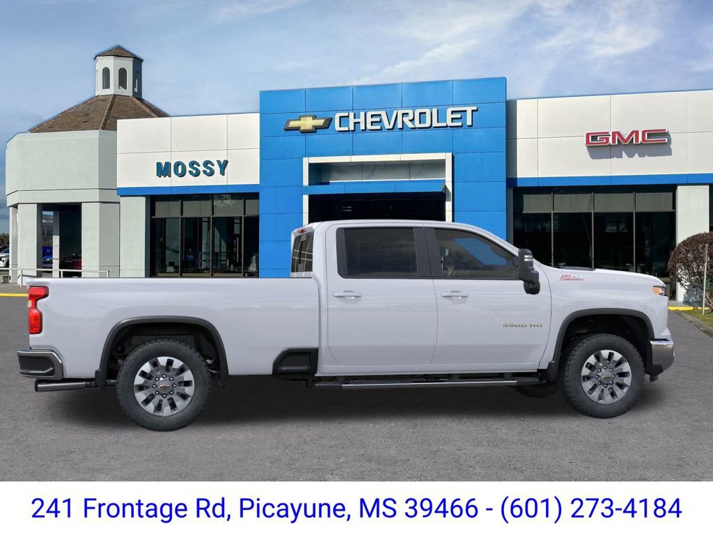 New 2026 Chevrolet Silverado 3500 LT w/ All Star Edition image 6