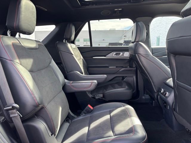 Certified 2025 Ford Explorer ST image 22
