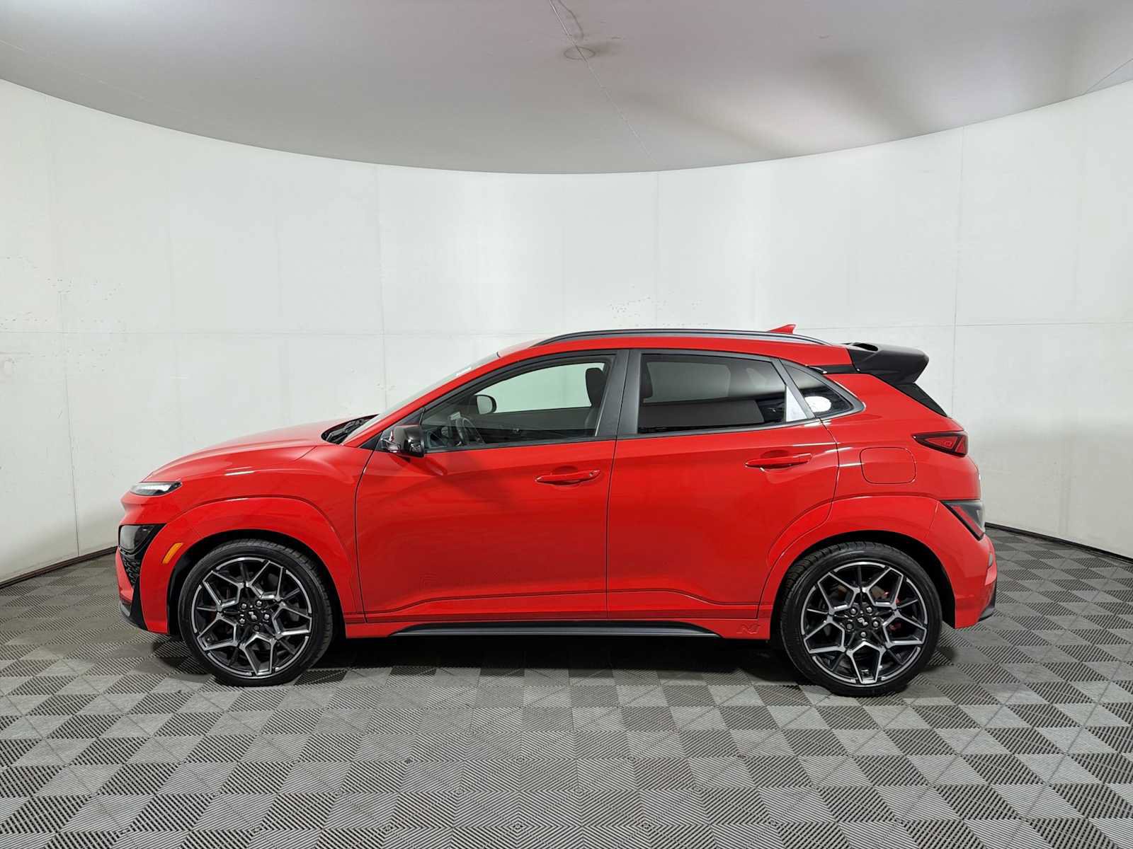 Used 2023 Hyundai Kona N w/ Cargo Package FWD image 4