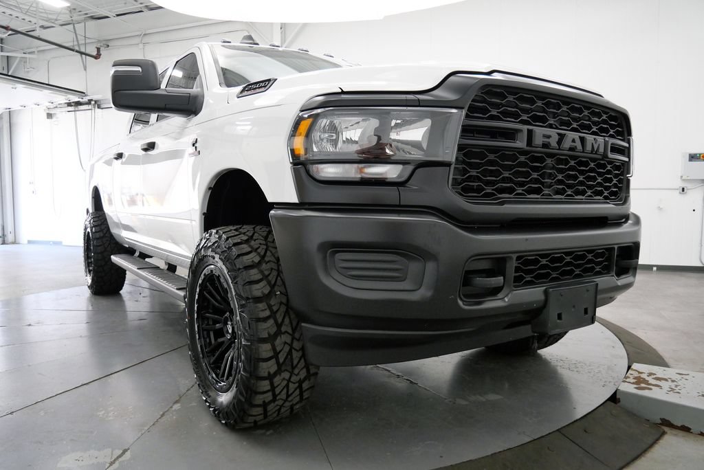 Used 2024 RAM 2500 Tradesman w/ Snow Chief Group AWD/4WD image 40