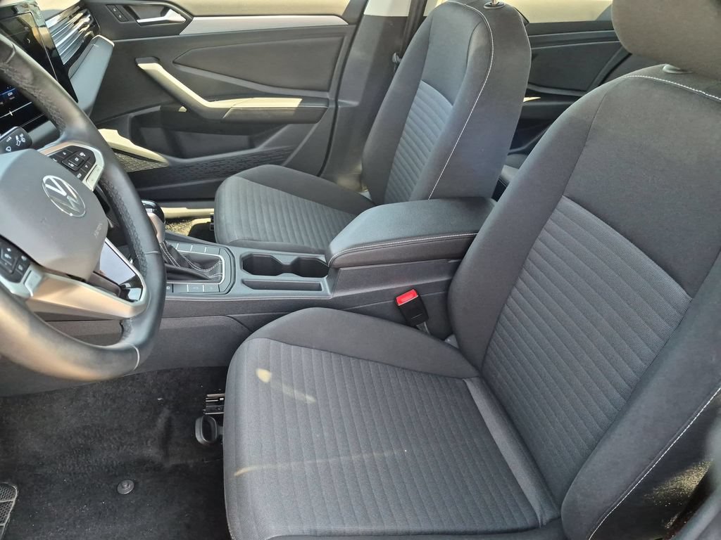 Used 2025 Volkswagen Jetta S FWD image 24