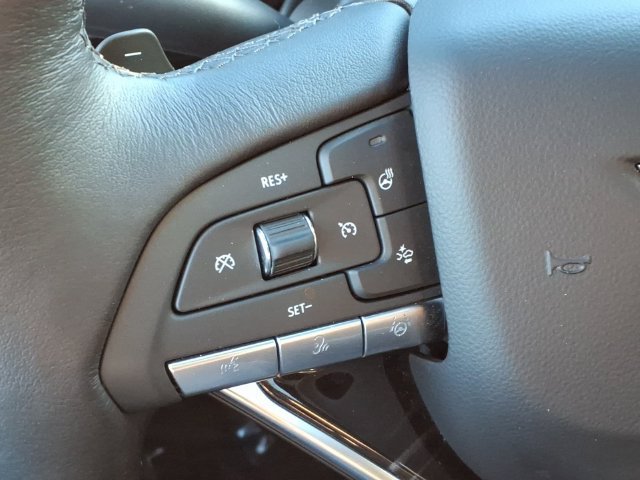 Used 2024 Cadillac Escalade ESV Sport w/ LPO, ONYX Package AWD/4WD image 9