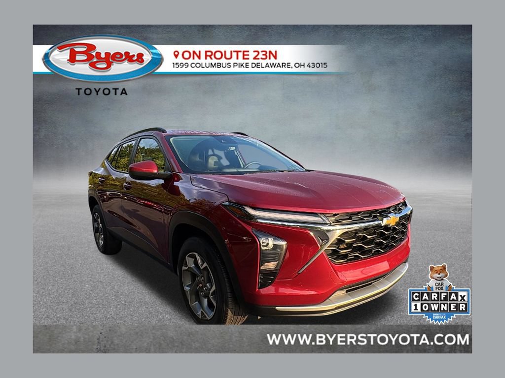 Used 2025 Chevrolet Trax LT