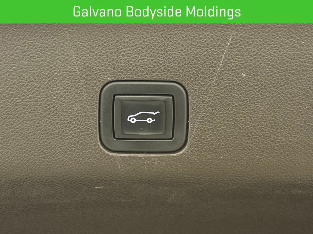 Certified 2022 GMC Yukon Denali image 24