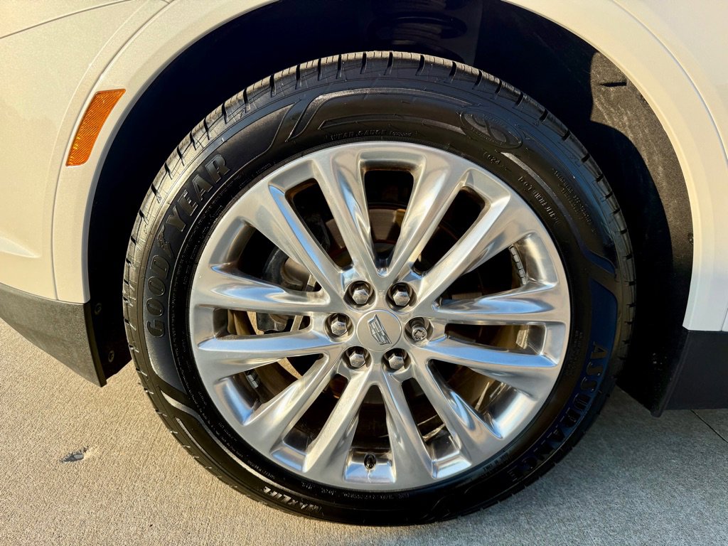 Used 2018 Cadillac XT5 Platinum image 13