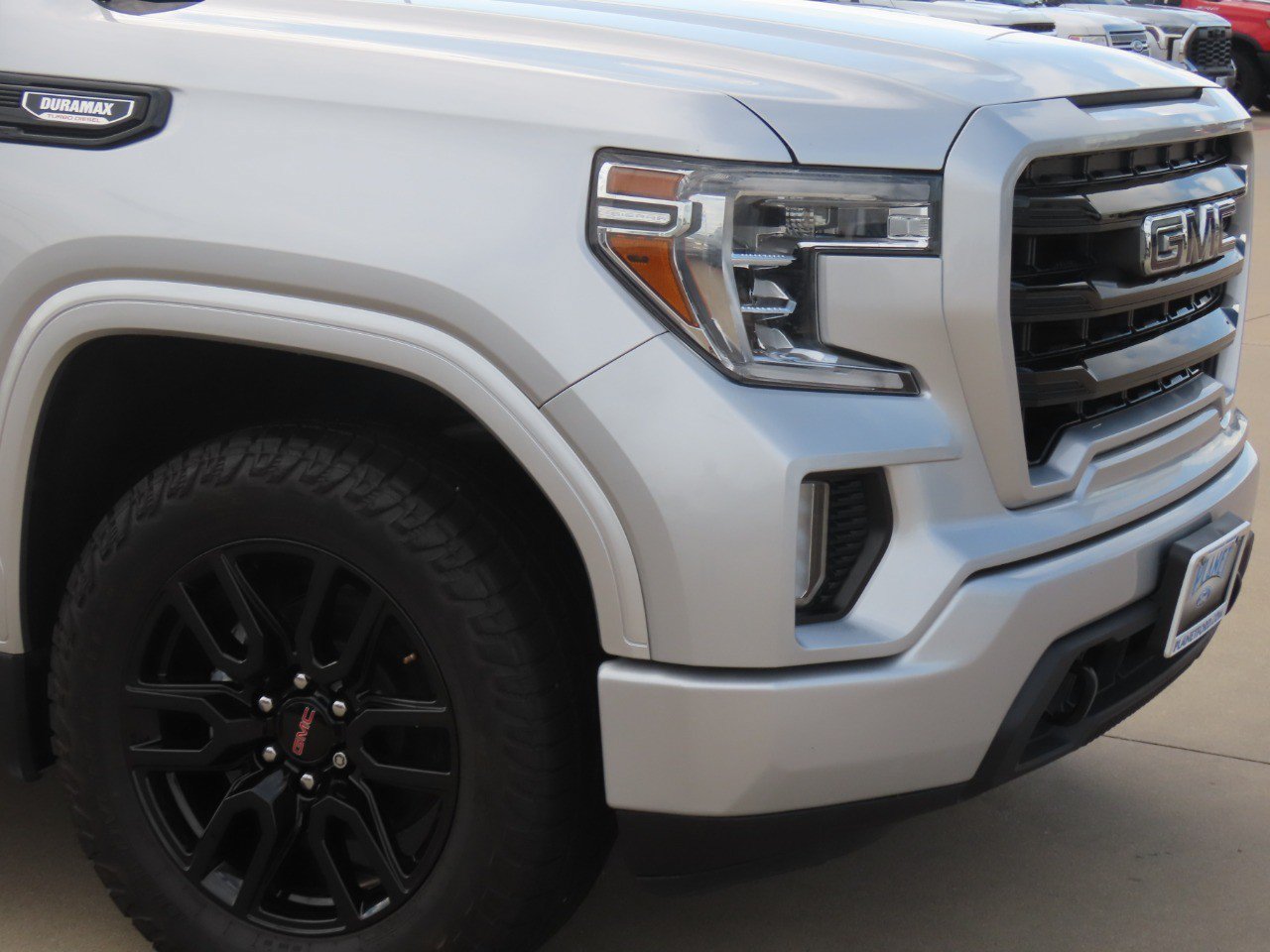 Used 2020 GMC Sierra 1500 Elevation w/ Elevation Value Package RWD image 6