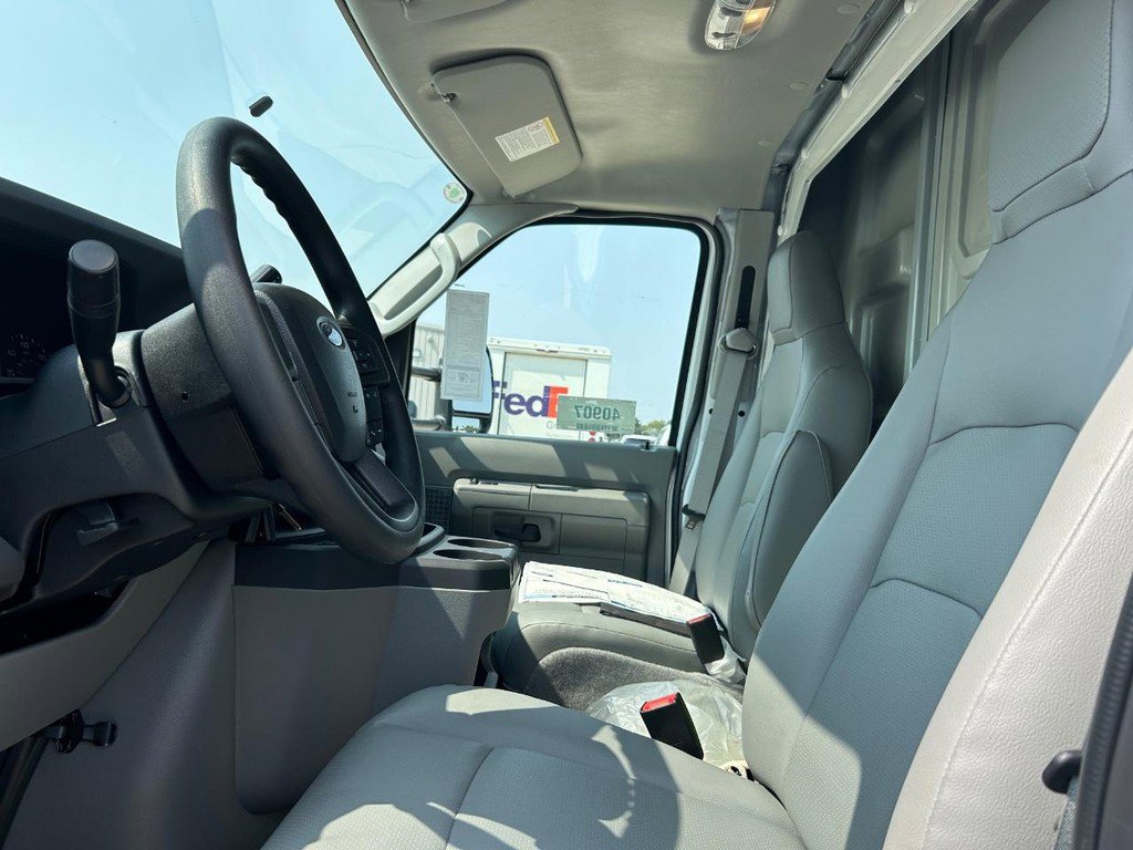 New 2025 Ford E-450 and Econoline 450 Super Duty w/ Ambulance Prep Package RWD image 7