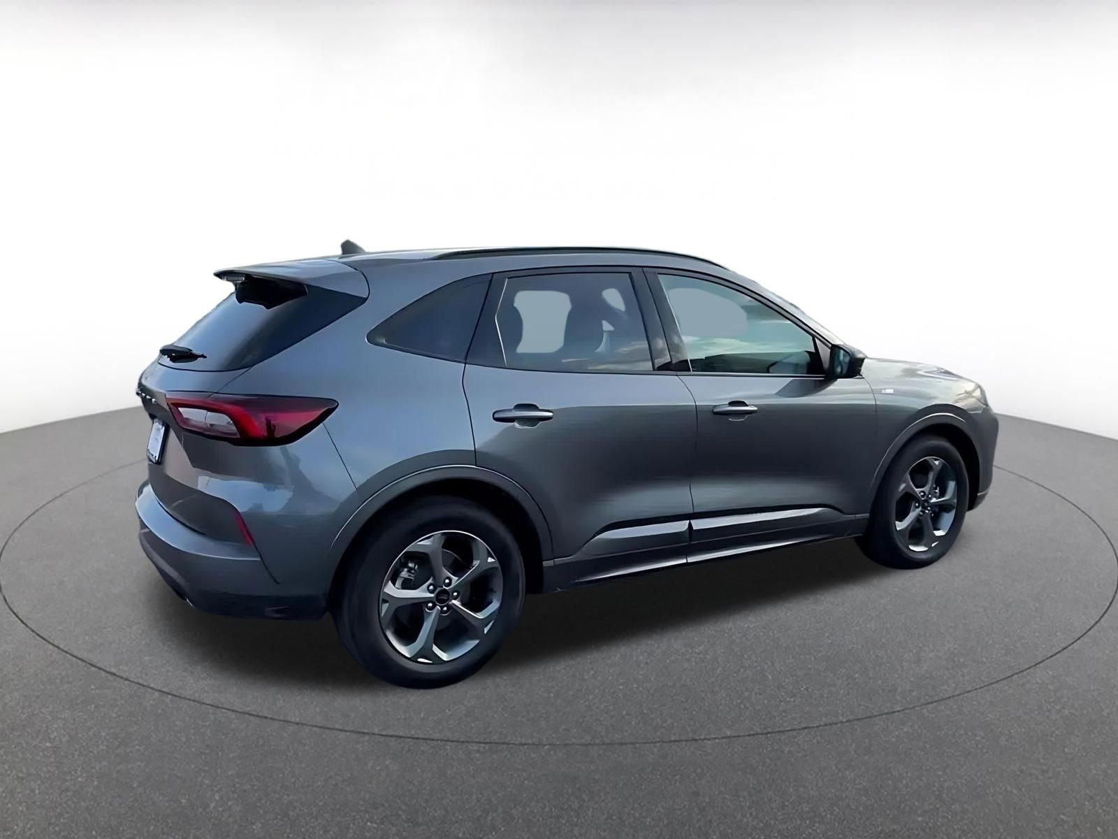 Used 2024 Ford Escape ST-Line image 15